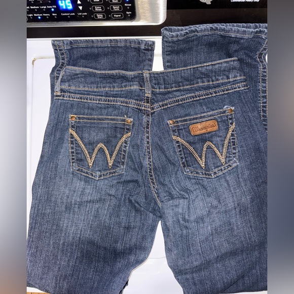 Wrangler Women's Mae Blue Jeans 7/8 - Picture 1 of 6
